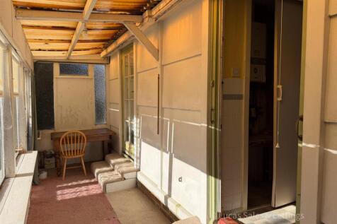 19 Seagrave St Kettering-7.jpg