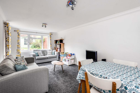 6 Living Room
