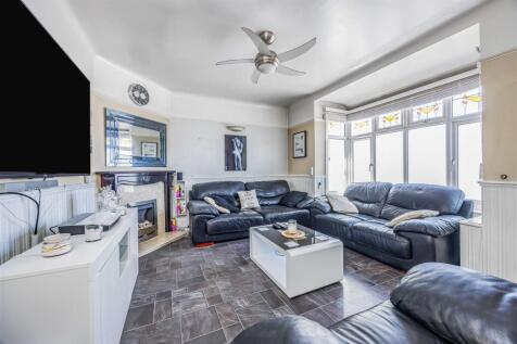 26 Queens Grove, Waterlooville-Small-PorticoMarket