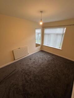 Knightsbridge Court, Liverpool - Half Price First Months Rent photo 4