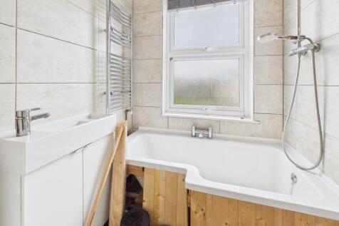 CAM05068G0-PR0053...