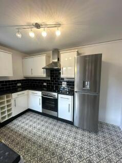 Hornchurch Road, Hornchurch, Essex, RM11 photo 5