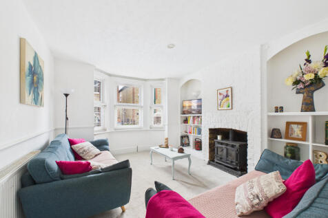 CAM01984G0-PR0539-STILL002