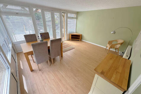 Dining Room/Sun Lounge