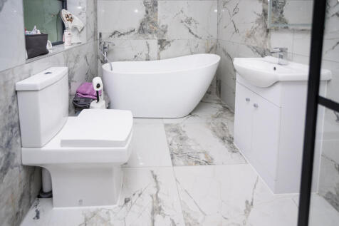 2025-08-07 WALKER &amp; LEWIS-CEFN-33