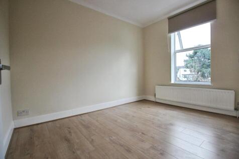 6686fcbb-bedroom 20two.JPG