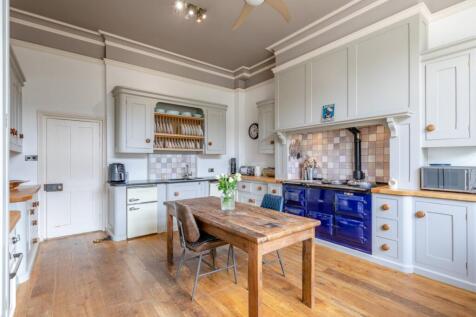 Kitchen/Breakfast Rm