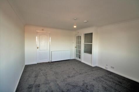 Gairloch Crescent, Redding, FK2 photo 3