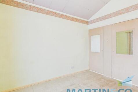 CAM01870G0-PR0157...