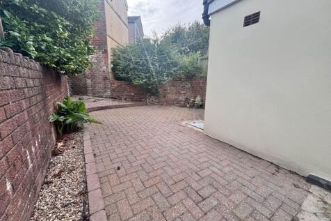 garden 3