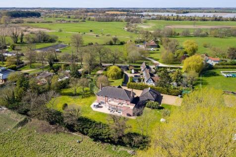 1440px_Oakwood Ma...
