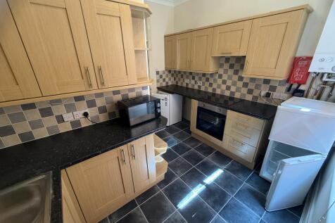Furzedown Road,  photo 2