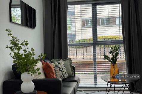 Falconwood Way, Manchester, M11 photo 4