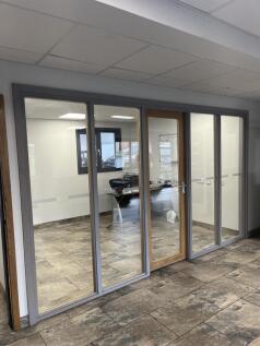 Warehouse to rent Image 5