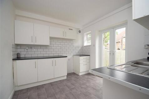 Colescliffe Road, Scarborough, North Yorkshire, YO12 photo 3