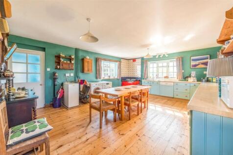 Kitchen/Breakfast Rm