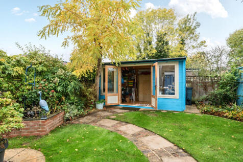 1364080-4-68f8a0c...