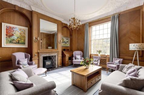 6 bed, 4 bath Detached in Edinburgh - Photo 8