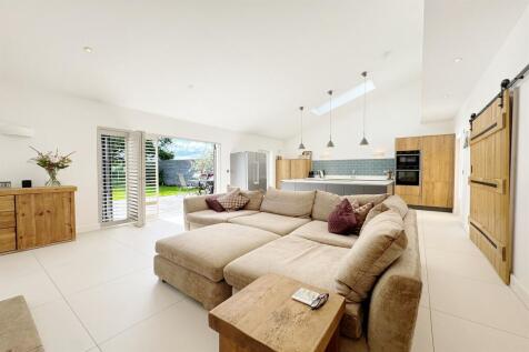 Open Plan Living Din