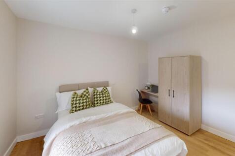 40a-Sadler-Gate-Bedroom 2.jpg