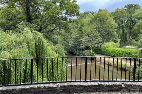 Chew Bridge 