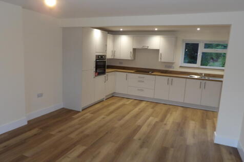 25, The Green, Weasenham photo 3