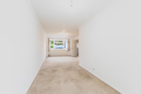 Egmont Road, Walton-on-thames, Surrey photo 4