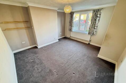 Grange Road, Royston, Barnsley, S71 photo 3