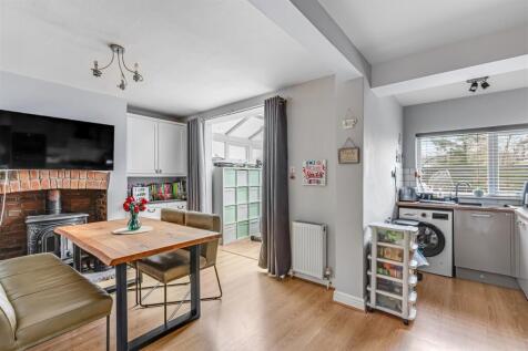 Dining Kitchen.jpg
