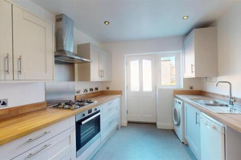 St Julians Mews, 13, Kitchen.jpg