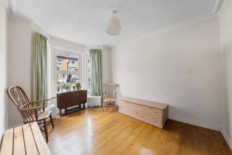 Living Room.jpg