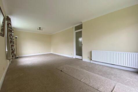 Windsor Court, Leeds, West Yorkshire, LS17 photo 5