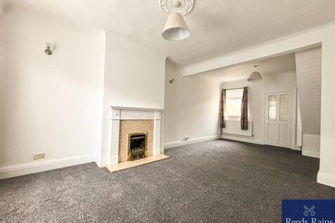 Living/Dining Area