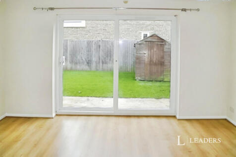 Saxon Way, Bourne, Lincolnshire, PE10 photo 3