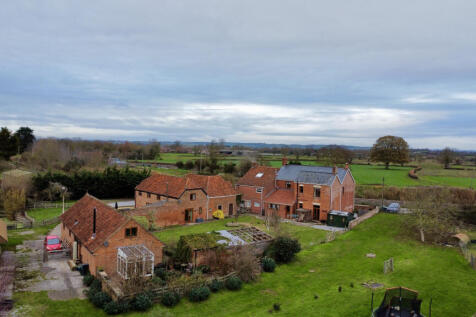 dji_fly_20251126_142632_501_1764759202635_photo_op