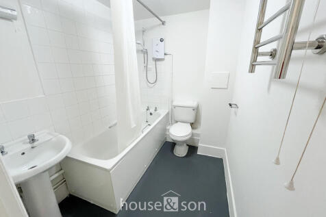 Latimer Court, Latimer Road photo 5