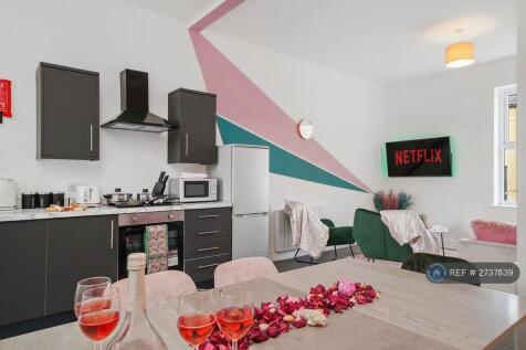 Living/ Kitchen