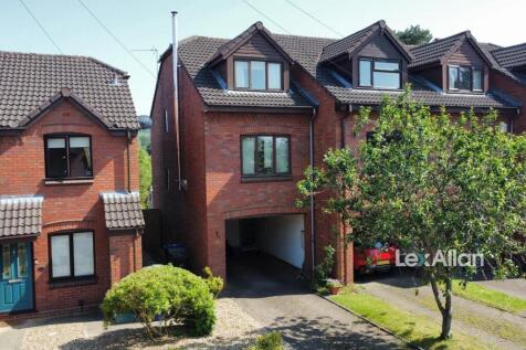 Crofters Close Stourbridge 2.jpg