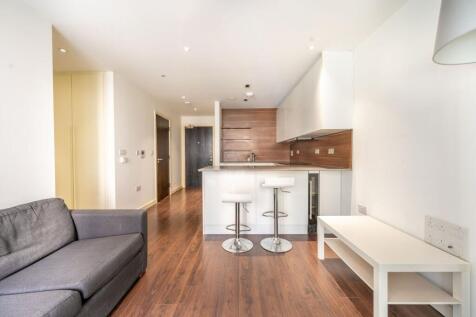 London, N4 - property photo