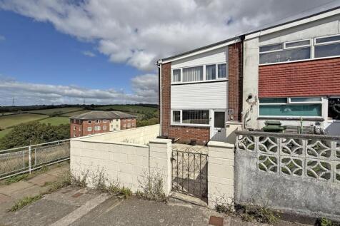 Lundy Close 20 - Front.jpg