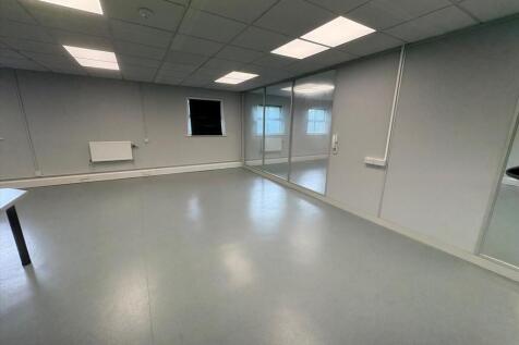 Office to rent Image 4