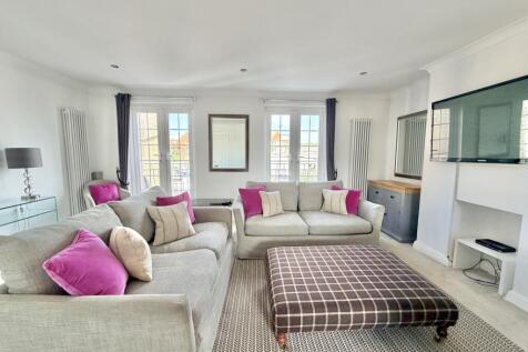 24 Trafalgar Place (12)