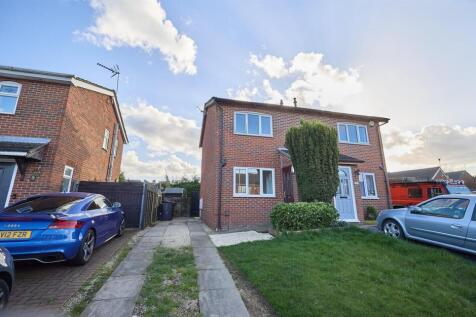 charnwood rd BW.jpg