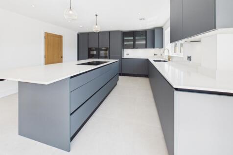 Aldermaston Road, Pamber Green, Tadley, RG26 photo 3