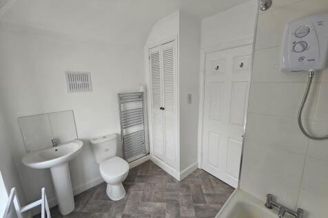 47 Northway, Leamington Spa photo 5