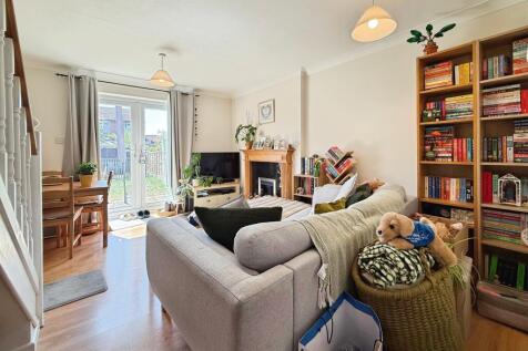 Stirling Avenue, Hinckley, LE10 photo 4