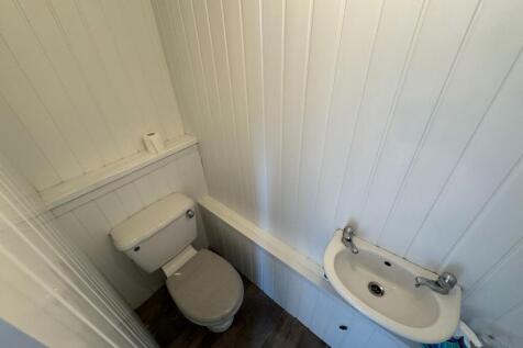 Staindale Road, Thornaby, Stockton-on-Tees photo 5
