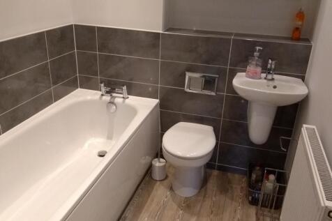 Red Hall Avenue, Wakefield, West Yorkshire, WF1 photo 5