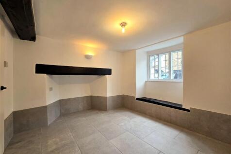 3 Almshouses - Lounge.jpg