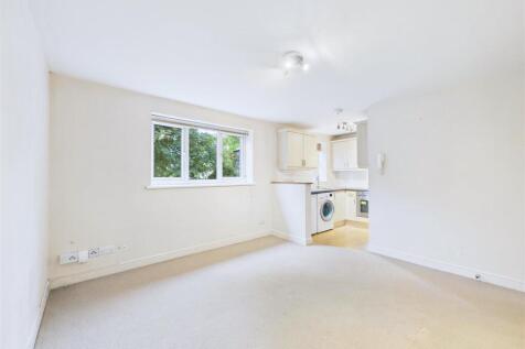 7 Montgomery Court, Sheffield photo 4